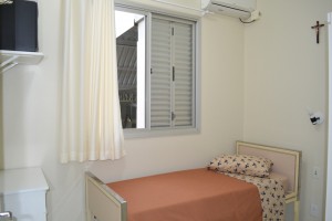Todos os quartos estão equipados com televisão, banheiro e ar-condicionado - Foto: Lucas Santos / Giro do Vale