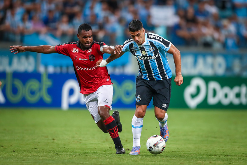 Giro do Vale | Grêmio marca no final da partida, e vence o Brasil de ...